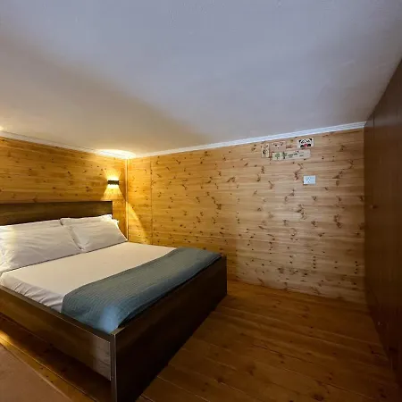 Apartment Chalet By The Sea Golem (Tirana)